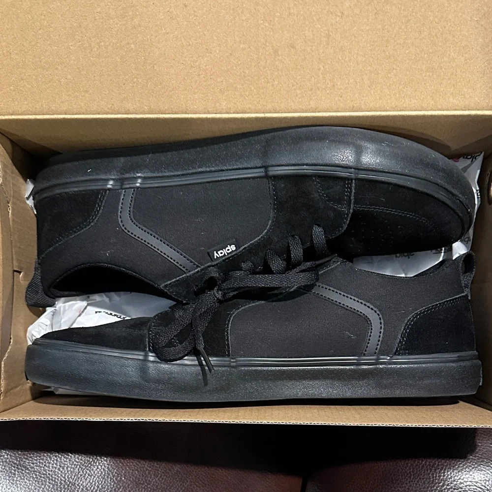Black Men's Shoes - Picture 9 of 10